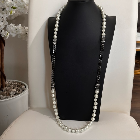 Givenchy pearl and Swarovski crystal long 40” necklace - Picture 6 of 8
